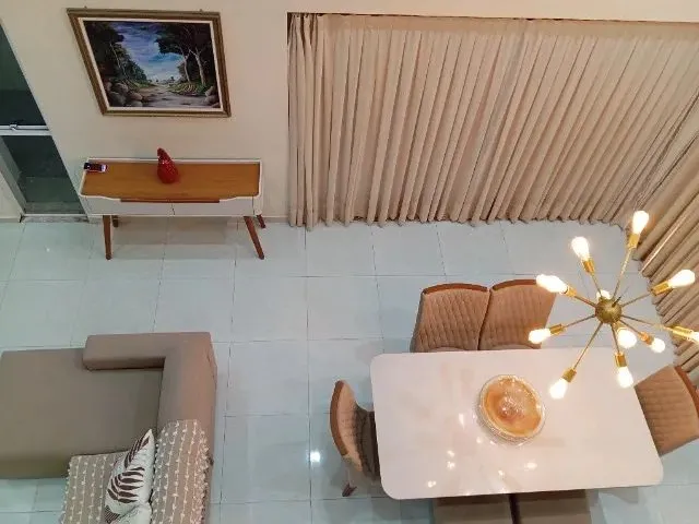 Imagem 7: Alugo Casa Triplex em Condomínio Mobilada