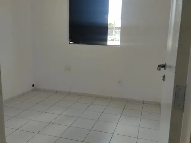 Imagem 6: Excelente Apartamento com 2/4 Sendo 1 Suíte. Condomínio(Água e Gás)+Iptu Incluso