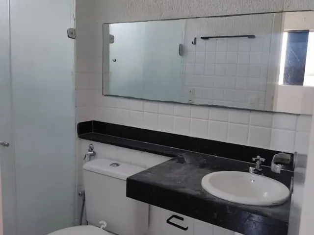 Imagem 9: Excelente Apartamento com 2/4 Sendo 1 Suíte. Condomínio(Água e Gás)+Iptu Incluso