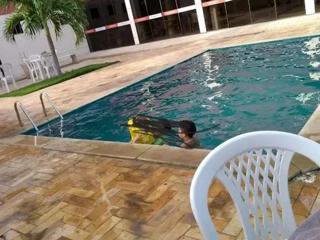 Imagem 10: Excelente Apartamento com 2/4 Sendo 1 Suíte. Condomínio(Água e Gás)+Iptu Incluso