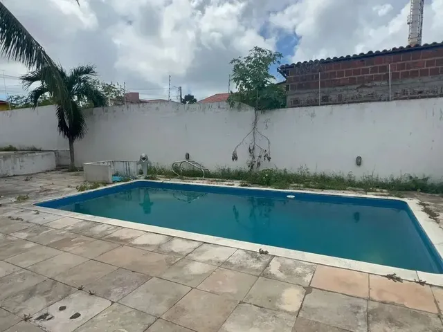 Imagem 5: Casa em Nova Parnamirim com 3 Suites e Piscina