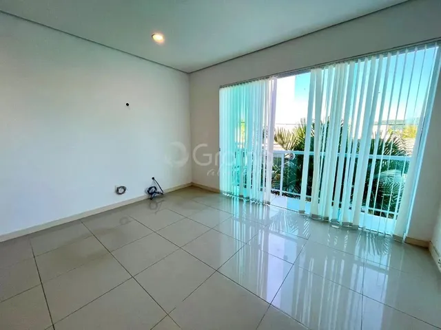 Imagem 15: Casa em Condomínio com 4 Quarto no Córrego Grande