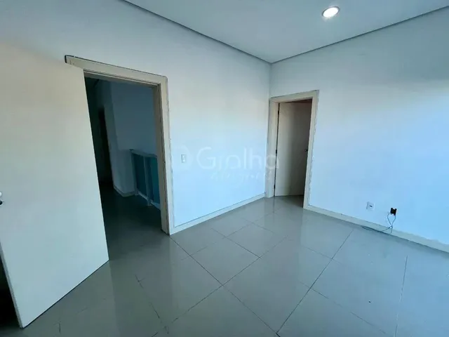 Imagem 12: Casa em Condomínio com 4 Quarto no Córrego Grande