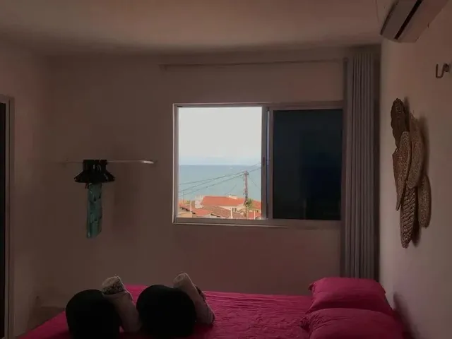 Imagem: A casa em condomínio possui 3 Dormitórios, 3 Banheiros, 2