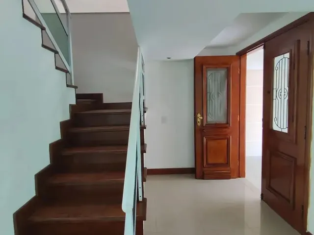 Imagem 12: Casa com 3 Quartos Sendo 3 Suites, 4 Vagas na Glória - Macaé - Rj