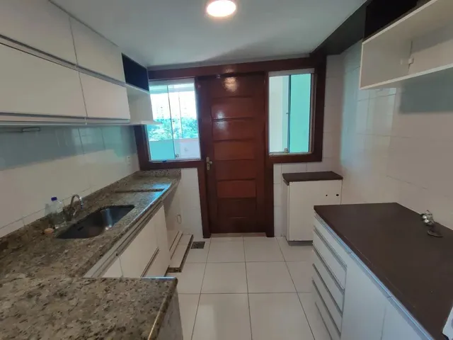 Imagem 4: Casa com 3 Quartos Sendo 3 Suites, 4 Vagas na Glória - Macaé - Rj