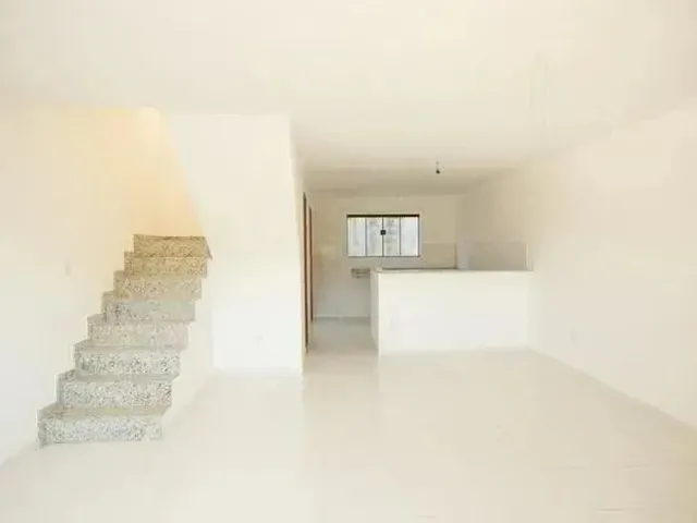 Imagem 3: Alugo Linda Casa Duplex, 03 Quartos, Quintal..