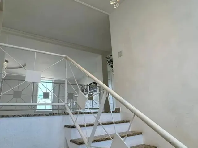 Imagem 8: Casa de Alto Padrão À Venda, Porteira Fechada em Condomínio de...