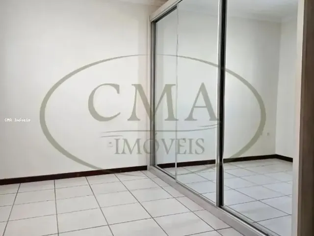 Imagem 14: Imóvel para Aluguel com 151 Metros Quadrados com 3 Quartos em Glória - Macaé - Rj