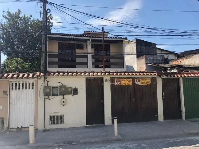 Imagem 1: Casa no Centro com 4 Quartos com Suíte para Locação