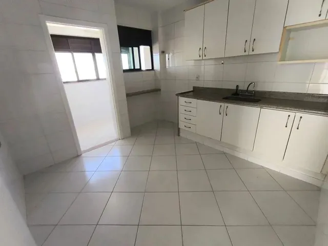 Imagem 8: Imóvel para Aluguel Possui 110 Metros Quadrados com 3 Quartos em Praia do Pecado