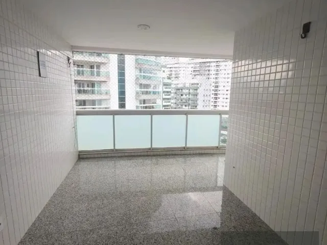 Imagem: O apartamento possui 3 Dormitórios, 1 Suíte, 2 Banheiros,