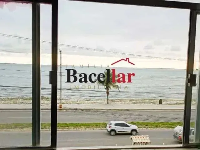 Imagem: A kitnet possui 1 Dormitório, 1 Banheiro, 1 Vaga na