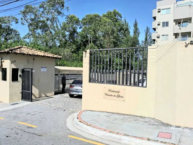 Imagem: Amplo Apto de 2Qtos com 2 Vagas no Bairro