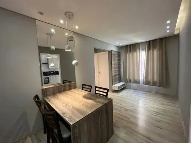 Imagem: A casa possui 3 Dormitórios, 1 Suíte, 2 Banheiros, 3