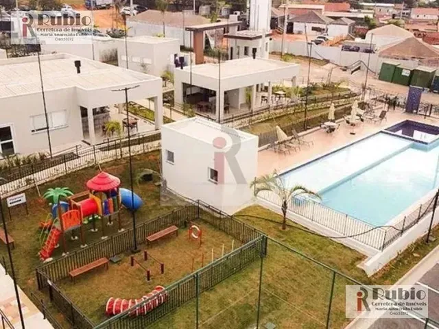 Imagem: O apartamento possui 2 Dormitórios, 1 Banheiro, 1 Vaga na