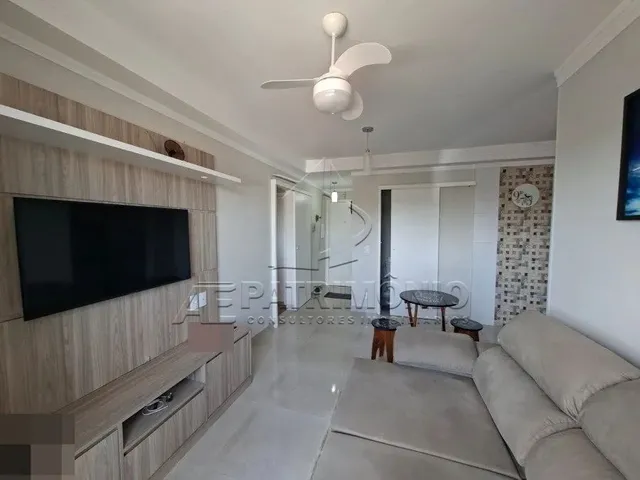 Imagem: O apartamento possui 1 Dormitório, 1 Suíte, 1 Banheiro, 1