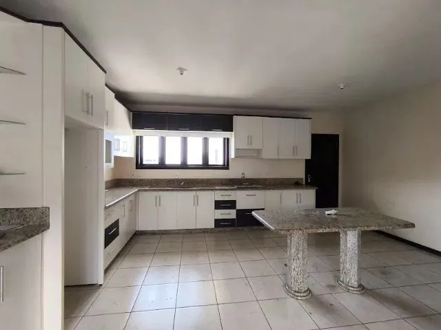 Imagem 11: Casa 4 Dorm Amplo Terreno Próxima Centro Rio Maina Aceita Permuta e Parcelamento Direto