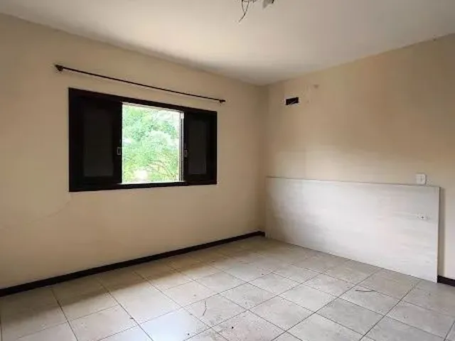 Imagem 9: Casa 4 Dorm Amplo Terreno Próxima Centro Rio Maina Aceita Permuta e Parcelamento Direto