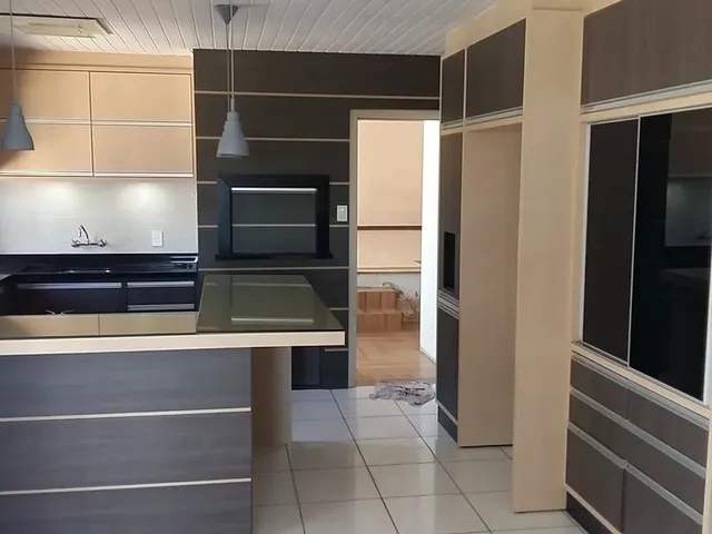 Imagem 2: Casa com 3 Quartos em Ótima Localização, Comercial Ou Residencial, Próximo Combo