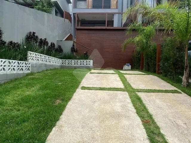 Imagem: Casa com 3 Dormitórios ( Sendo 1 Suíte)