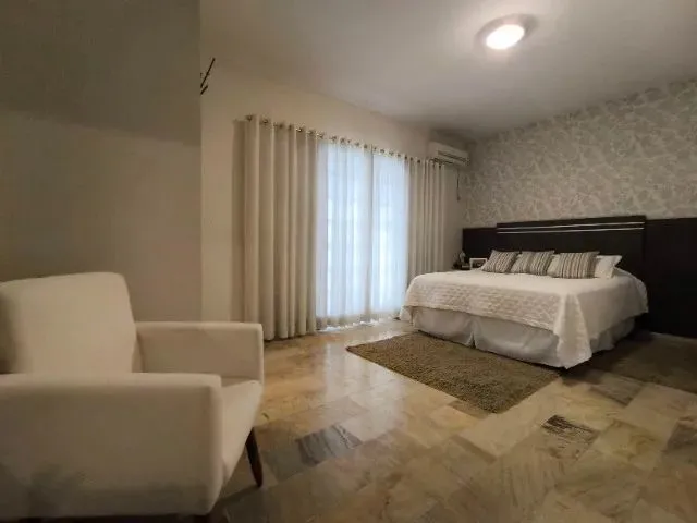Imagem 7: Casa em Amplo Terreno no Centro do Rio Maina em Criciúma