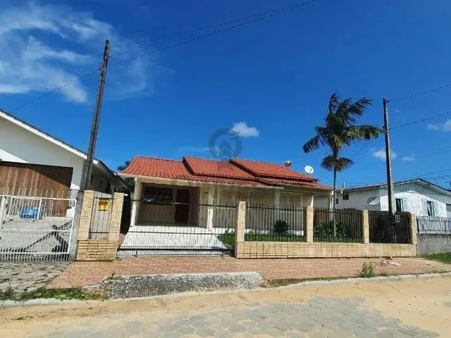 Imagem: Casa À Venda, 3 Quartos, 1 Suíte, 1 Vaga
