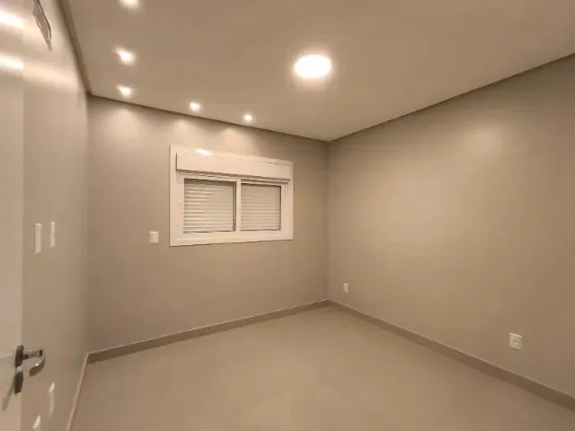 Imagem 3: Casa 3 Dorm 3 Banheiros a Apenas 4Km do Nações Shopping