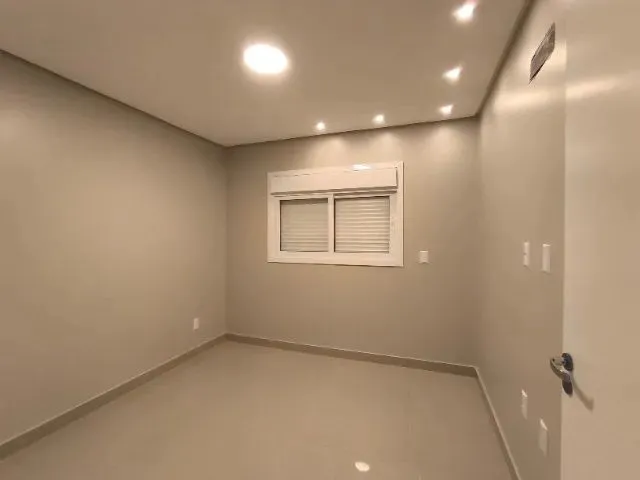 Imagem 5: Casa 3 Dorm 3 Banheiros a Apenas 4Km do Nações Shopping