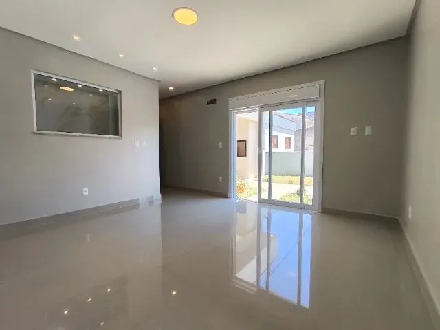 Imagem 6: Casa 3 Dorm 3 Banheiros a Apenas 4Km do Nações Shopping
