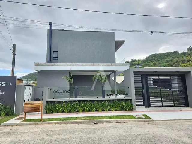 Imagem 5: Casa com 2 Dormitórios À Venda, 105 M² por R$ 1.650.000,00 - Morrinhos - Garopaba/Sc