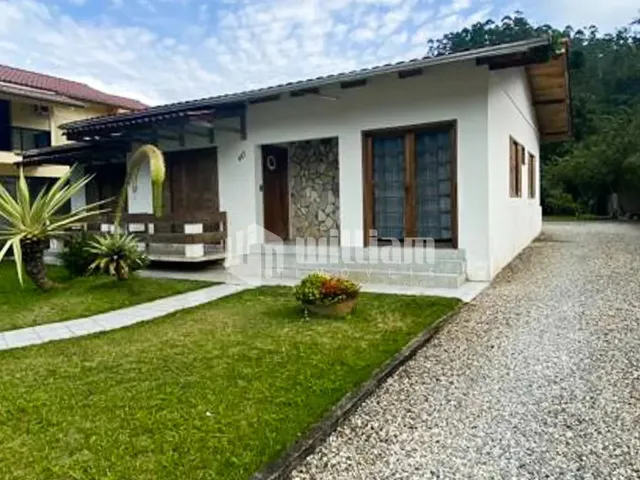 Imagem 9: Casa com 3 Dormitórios Sendo 1 Suíte no Centro de Botuverá