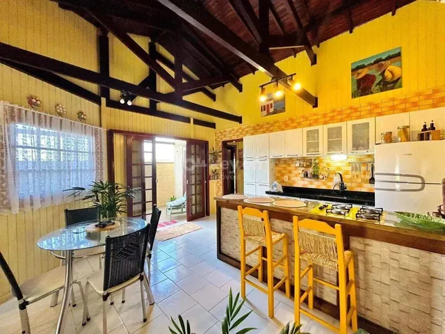 Imagem: Vende-Se Casa Mista com Piscina e Área