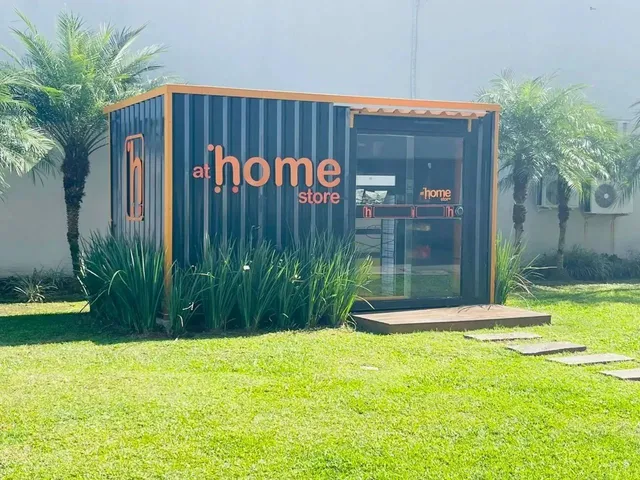 Imagem 7: Apartamento de 2 Dormitorios Sendo 1 Suite, Sacada com Espera para Churrasqueira e Garagem