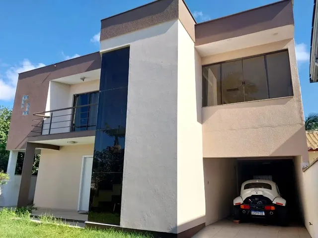 Imagem: Linda e Espaçosa Casa Muito Bem Localizada
