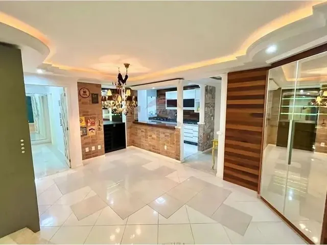 Imagem: O apartamento possui 3 Dormitórios, 1 Suíte, 1 Banheiro,