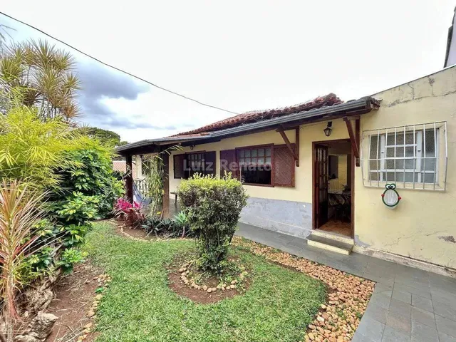 Imagem: Casa À Venda no Bairro Cachoeirinha