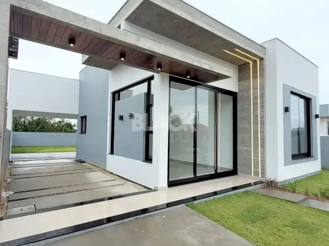 Imagem 1: Casa com Pátio na Bella Torres Sc