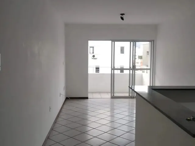 Imagem 8: Imóvel para Aluguel com 70 Metros Quadrados, Sendo 2 Quartos em Carvoeira