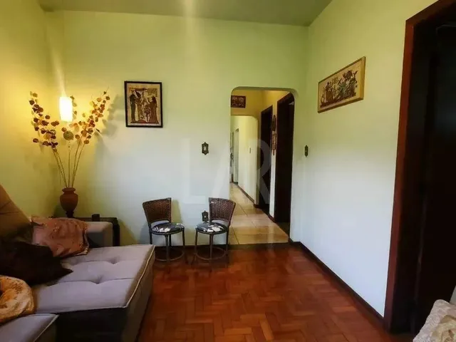 Imagem: Casa À Venda, 3 Quartos, 1 Suíte, 3 Vagas