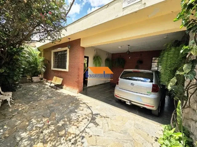 Imagem: Casa de 4 Quartos, Bairro Renascença em