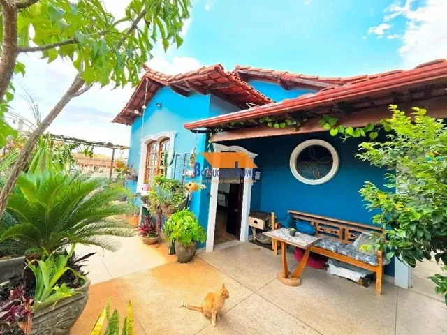Imagem: Casa de 4 Quartos, Bairro Renascença em