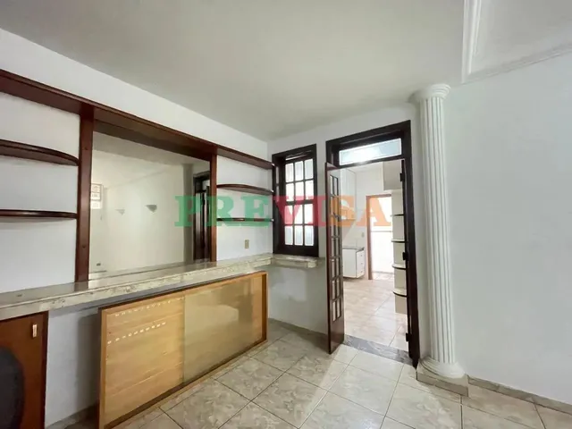 Imagem: Casa com 3 Quartos À Venda em Belo Horizonte