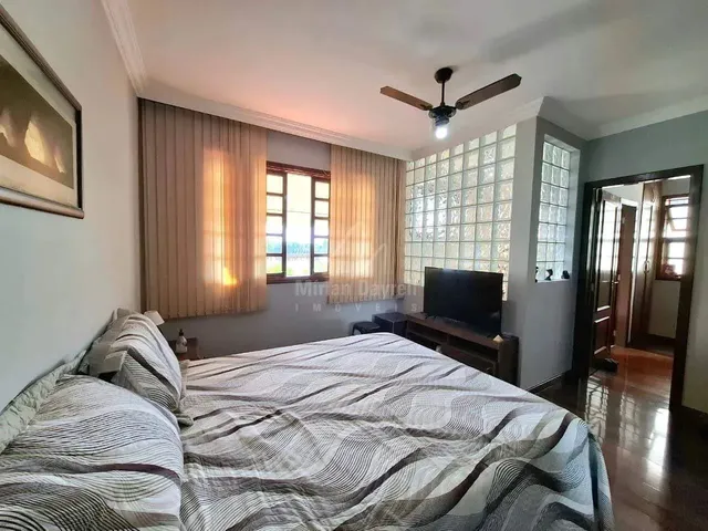 Imagem 8: Casa com 3 Quartos (1 Suíte) no Bairro Palmares
