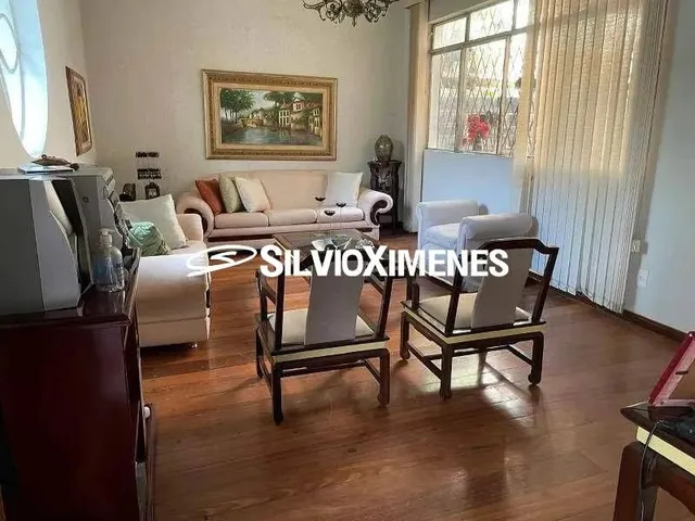 Imagem: Casa À Venda com 273M², 4 Quartos e 2