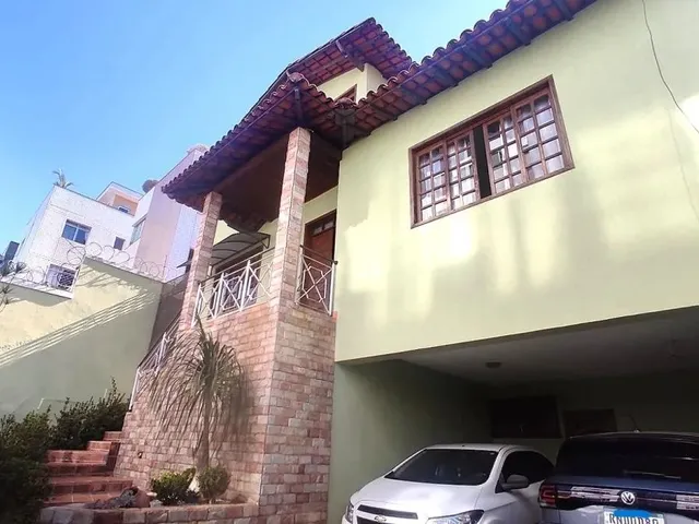 Imagem: Casa com 3 Quartos À Venda em Belo Horizonte