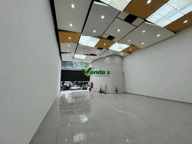 Imagem: Imóvel Comercial com 3 Pavimentos em Praça