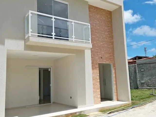 Imagem 1: Casa Duplex para Venda em Lauro de Freitas, Caji, 4 Dormitórios, 2 Suítes, 4 Banheiros