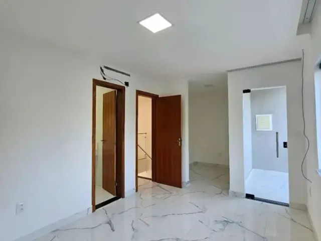 Imagem 2: Casa para Venda em Camaçari, Vila de Abrantes (Abrantes), 4 Dormitórios, 2 Suítes, 3