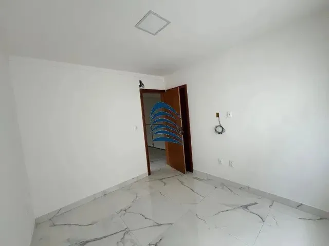 Imagem 4: Excelente Casa Duplex no Condomínio Villa Florença- Abrantes 4/4 com 2 Suítes